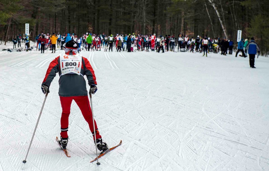 Lining up at the start. A nice wide area! (Oka Marathon Photo).