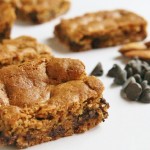 almond butter chocolate chip bar square small