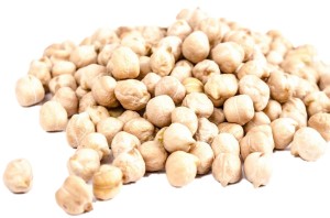 chickpeas no background